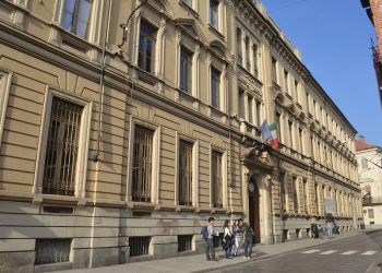 Homo quisque faber ipse fortunae sua.